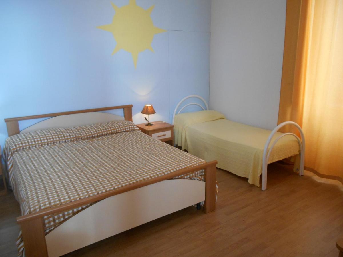Al Villino Sunshine In Villa Con Piscina Ed Idromassaggio 산탈피오 외부 사진